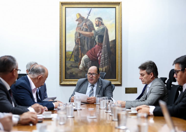 Treze deputados trocaram de sigla na janela partidária