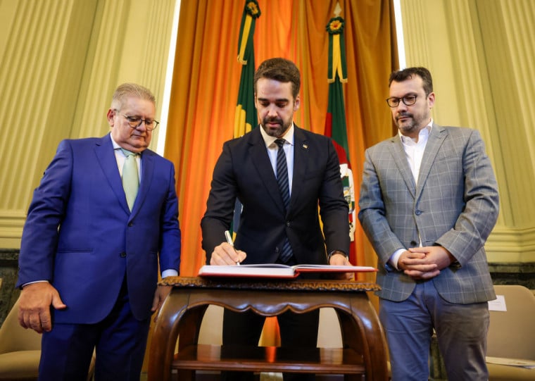 Eduardo Leite oficializou duas mudanças no secretariado: Ranolfo Vieira Júnior na Casa Civil; e Artur Lemos na Secretaria Extraordinária Geral de Governo 