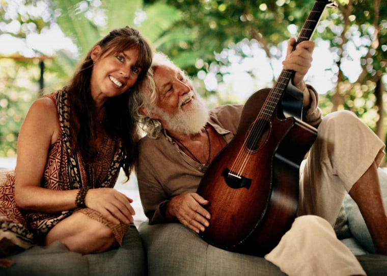 Duo internacional faz show no Salão de Atos da Pucrs, após mais de uma década longe do Brasil