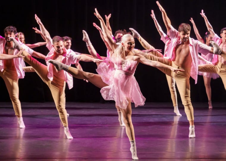 Composição gaúcha, balé reúne 22 dançarinos e terá apresentação no sábado e no domingo 