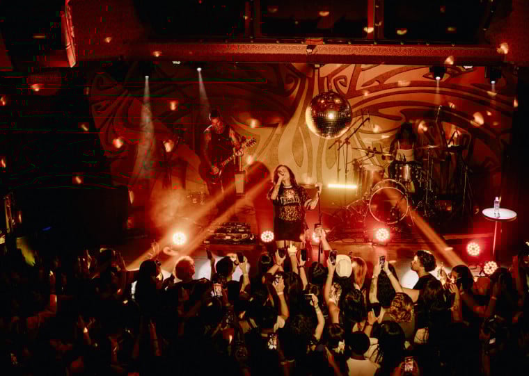 Finalista do The Voice traz sucessos como Penhasco2 e Imagina para o palco do Espaço Marin