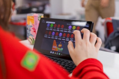 Agência Nacional de Proteção de Dados começa a fiscalizar se empresas verificam idade de usuários online