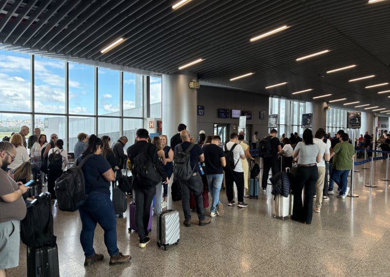 Parte da comitiva gaúcha embarcou nesta sexta-feira no Salgado Filho rumo à Feira de Hannover