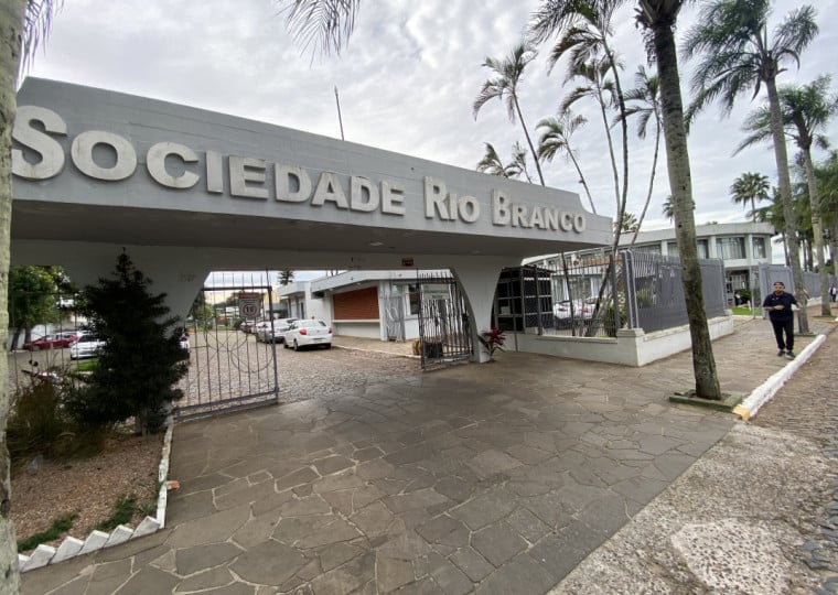 Sociedade Rio Branco é um verdadeiro ponto turístico, por seu salão de eventos com arquitetura arredondada