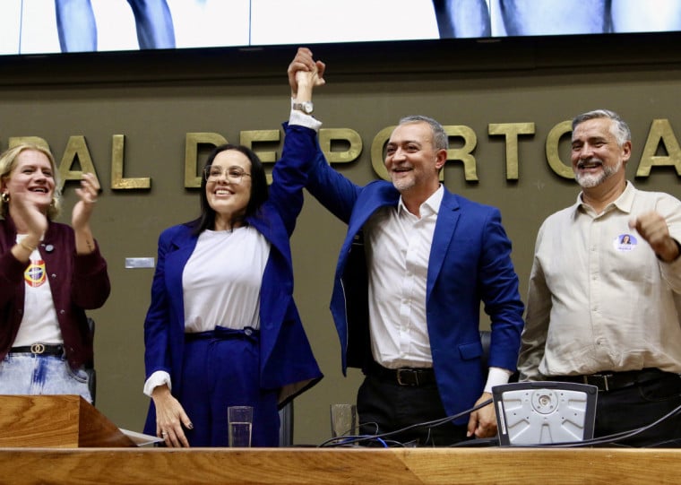 Juliana Brizola e Edegar Pretto aparecem juntos pela primeira vez após formarem chapa ao governo do Estado 