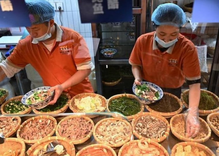 Respons&aacute;veis pela seguran&ccedil;a alimentar das sete empresas foram multadas por n&atilde;o terem cumprido integralmente suas obriga&ccedil;&otilde;es