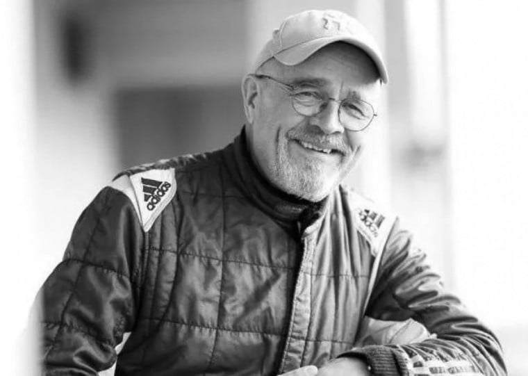 O sueco Juha Miettinen, de 66 anos, competia com o BMW #121 e não resistiu aos ferimentos após ser socorrido