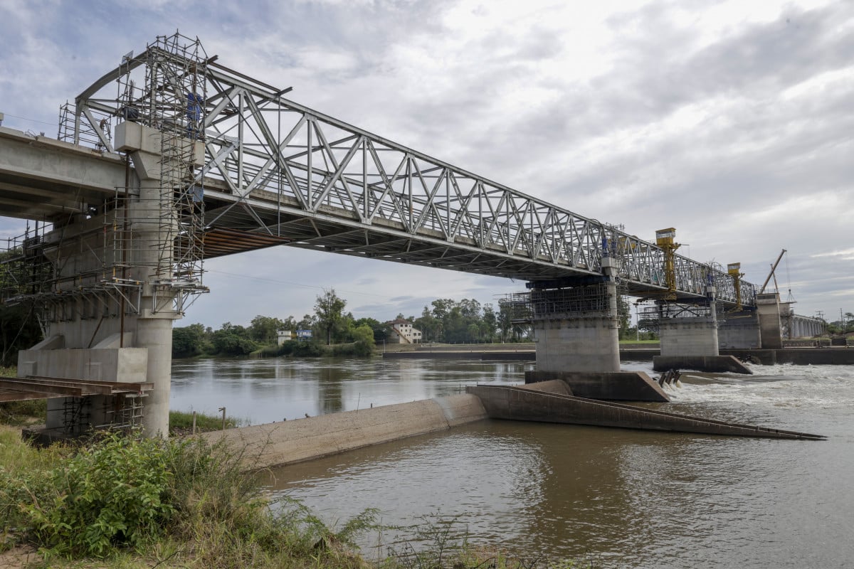 In&eacute;dita &agrave; &eacute;poca e de engenharia francesa, Ponte do Fandango, que passa por reforma, &eacute; ainda hoje um dos principais acessos &agrave; cidade | T&Acirc;NIA MEINERZ/JC