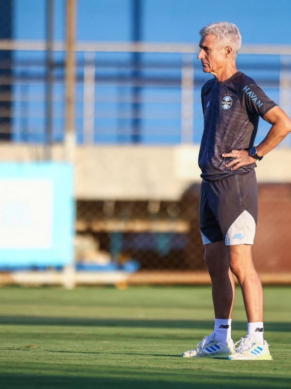 Após nova derrota fora de casa no Brasileirão, Grêmio volta atenção para Copa do Brasil