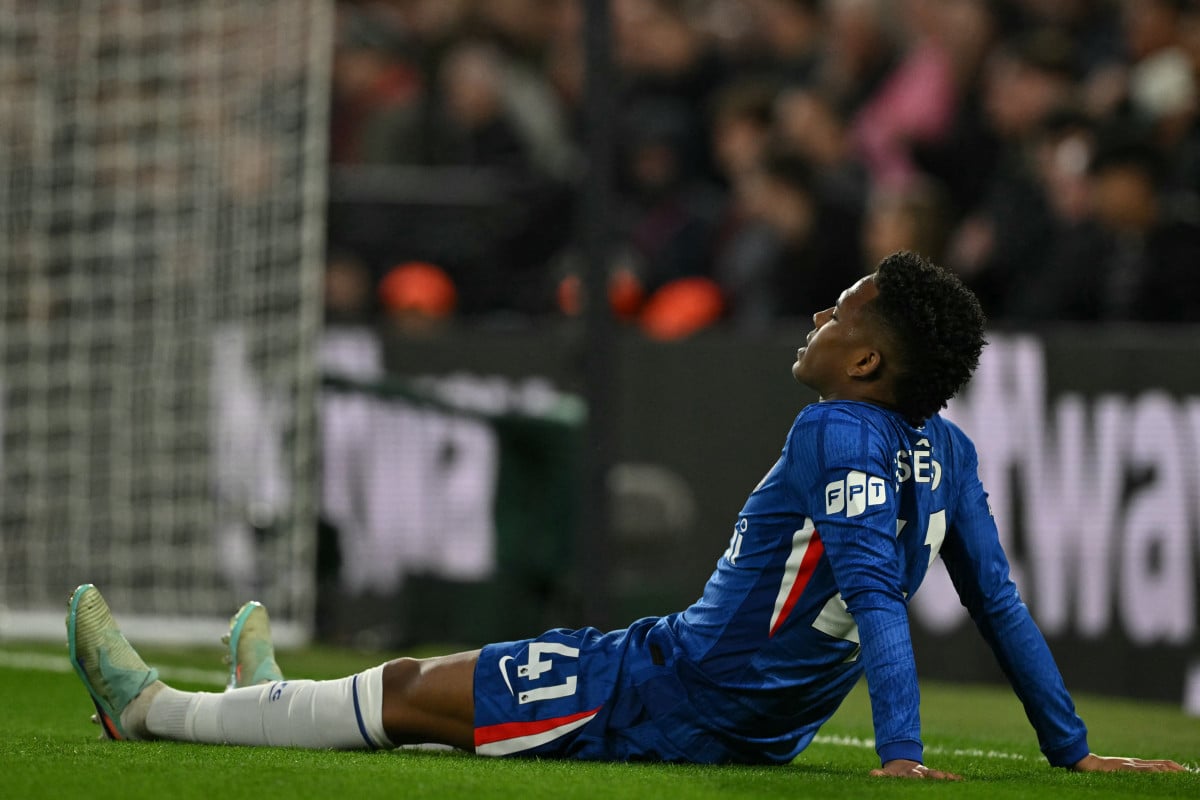 Estêvão tem lesão constatada, mas previsão é que atacante volte antes de convocação para a Copa