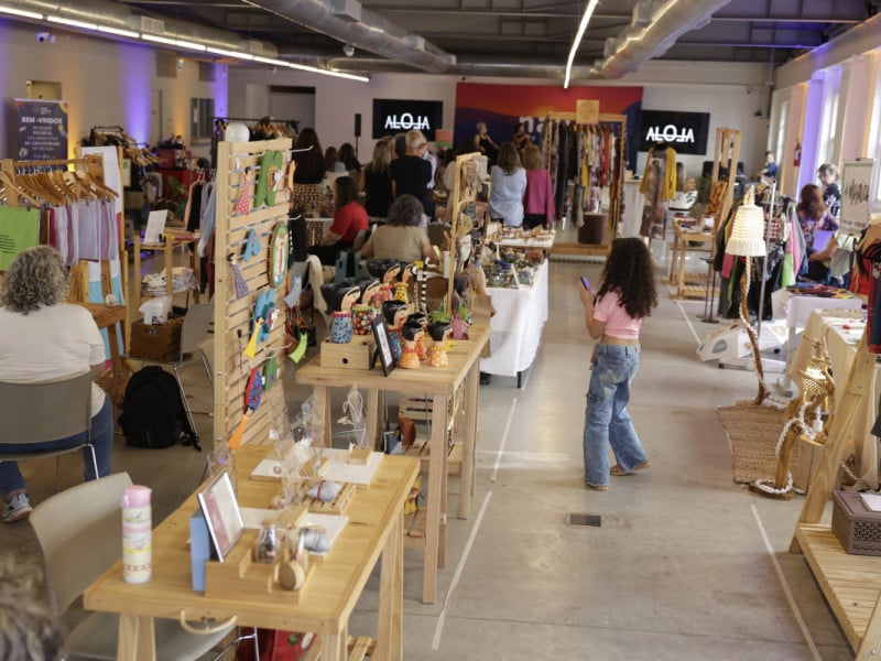 Feira reuniu empreendedores de marcas autorais no Nau Live Spaces<br />Foto: T&Acirc;NIA MEINERZ/JC