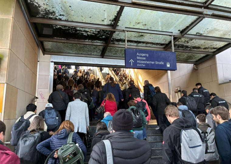 Trem de superfície registrou movimento incomum com a greve no metrô