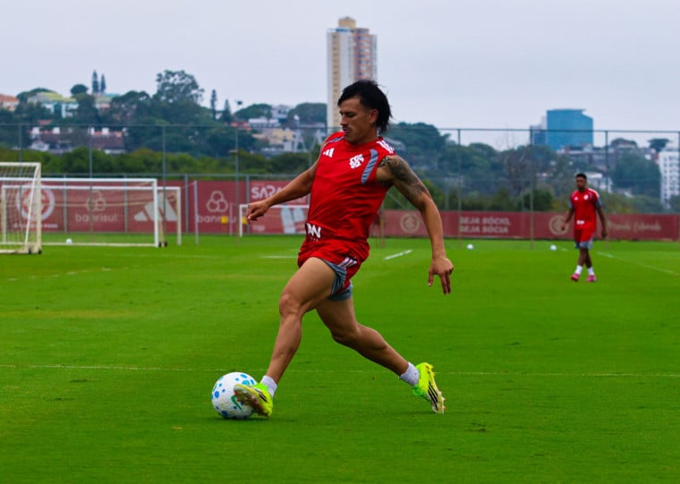 Bernabei volta à equipe após suspensão diante do Mirassol no Nacional