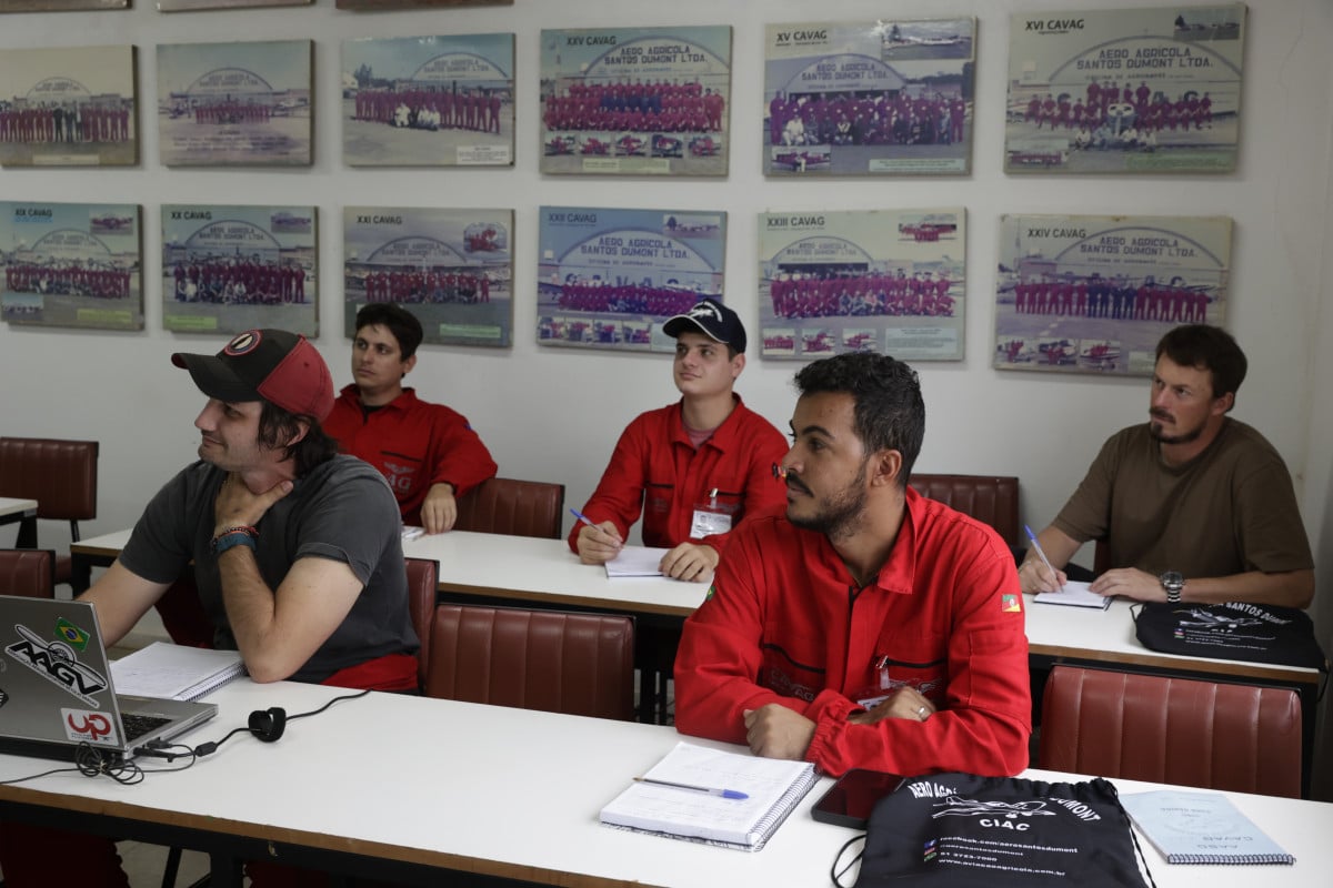 Escola de Avia&ccedil;&atilde;o Santos Dumont atrai a Cachoeira do Sul futuros pilotos de diversas partes do Brasil   | T&Acirc;NIA MEINERZ/JC