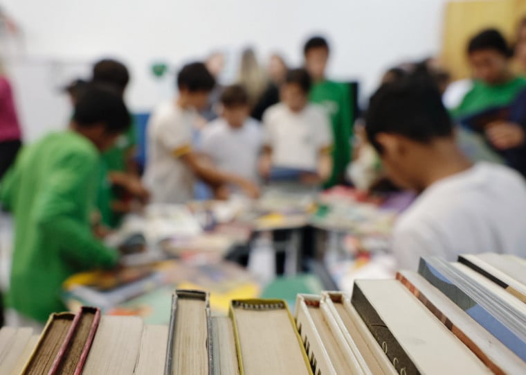 Iniciativa contempla o envio de acervos bibliográficos de 250 livros cada, com títulos de referências infantis, infantojuvenis e de literatura nacional e internacional
