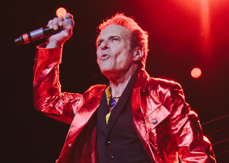 Dave Lee Roth diz que recebeu 