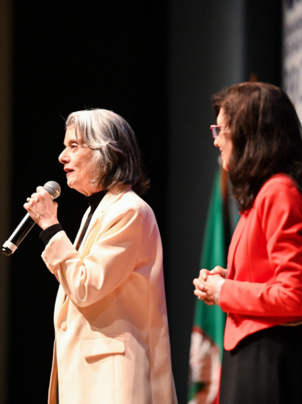 Cármen Lúcia aborda violência de gênero em aula magna na Ufrgs
