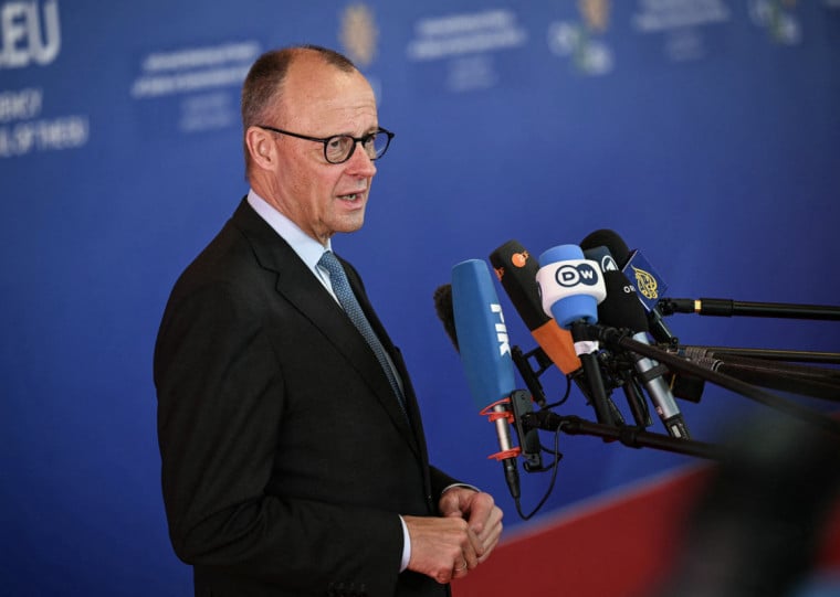 Merz disse que iranianos estão negociando de maneira muito habilidosa