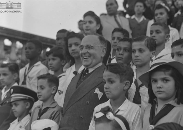 S&eacute;rie dirigida por Eduardo Escorel revisita a ditadura de Get&uacute;lio Vargas com base em documentos e registros audiovisuais 