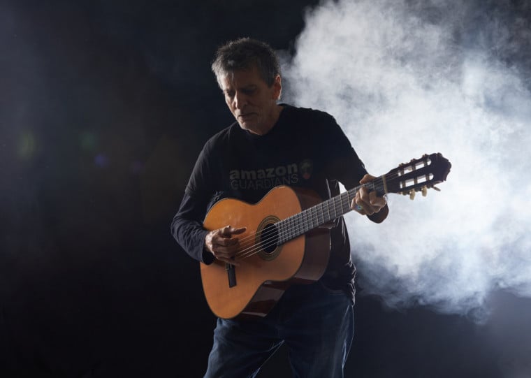 Compositor comemora 75 anos de vida com seleção de sucessos