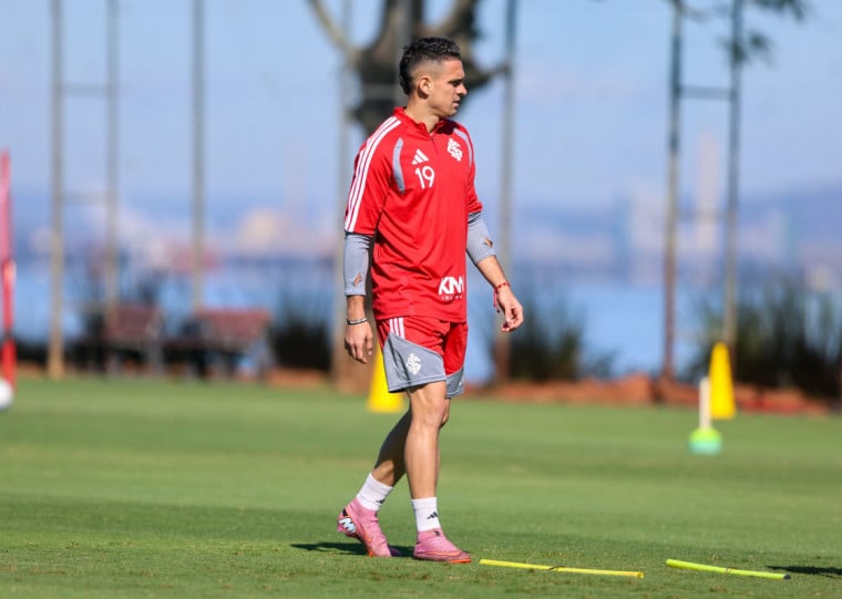 Borré tem apenas um gol na competição, assim como seu substituto, Alerrandro