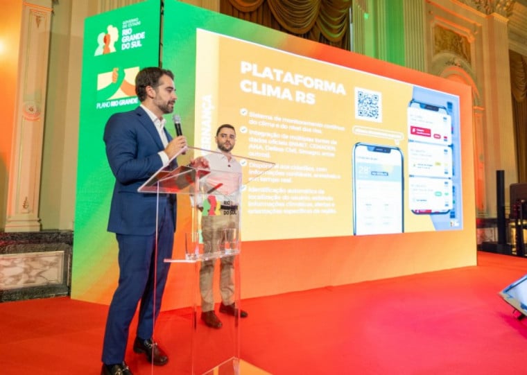 ClimaRS funciona como um aplicativo web, podendo ser acessado tanto por navegadores quanto por dispositivos móveis