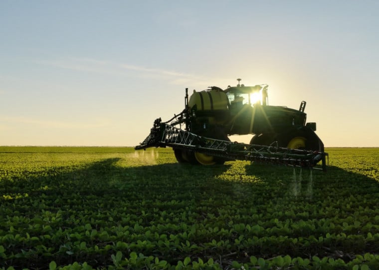Durante o evento, a empresa proporcionará uma experiência imersiva que simula situações reais do dia a dia no campo