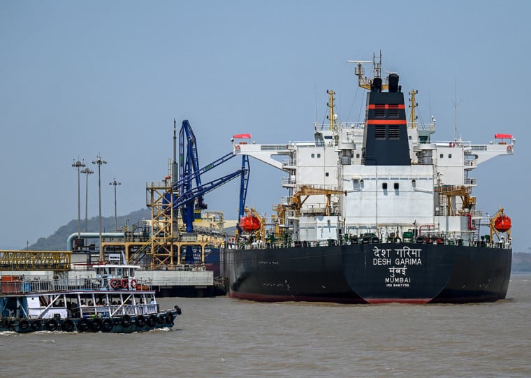 Resposta iraniana ocorreu após Trump afirmar que os EUA ajudariam os navios a trafegarem por Hormuz