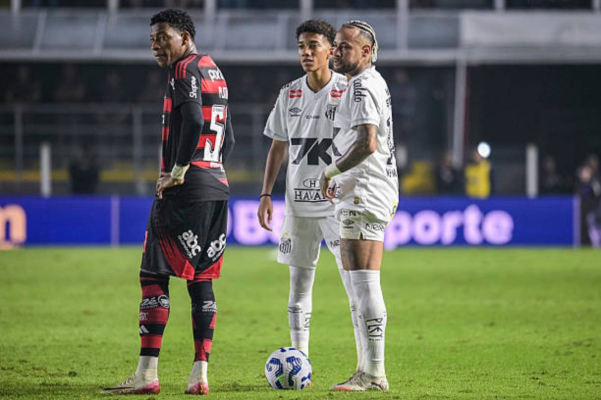 Robinho Jr. acusa Neymar de agressão; Santos abre processo interno