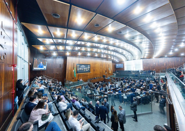 Na primeira etapa, deputados aprovaram PEC por unanimidade