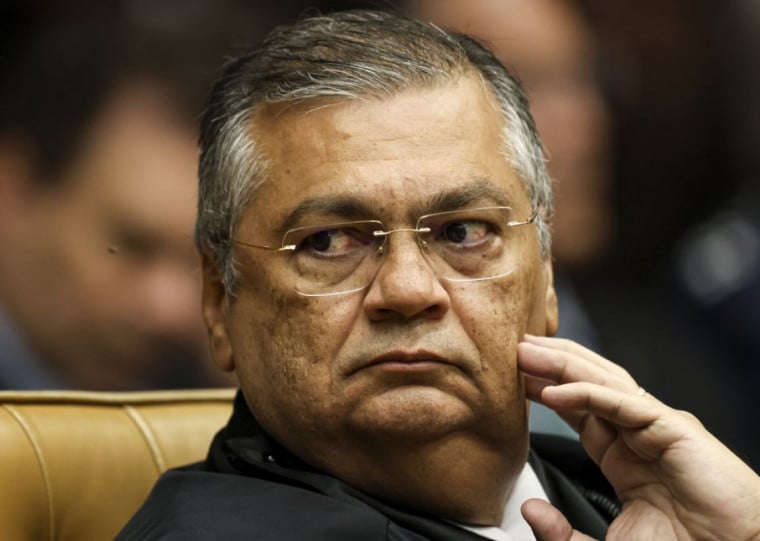 Dino diz que pagamento ilegal pode gerar a responsabilização de quem liberar os recursos
