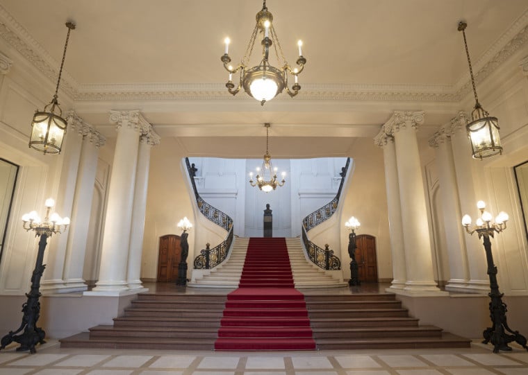 Seis pré-candidatos disputam quem será o próximo governador a subir as escadas do Palácio