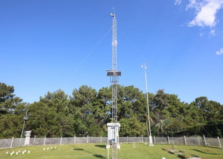 Das 98 unidades, 44 substituíram equipamentos antigos e outras 54 foram instaladas em localidades que antes não contavam com monitoramento