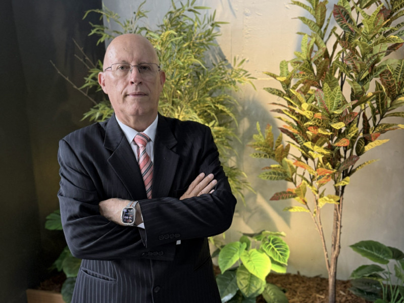 A história além das décadas, por Ilton Roberto Brum de Oliveira