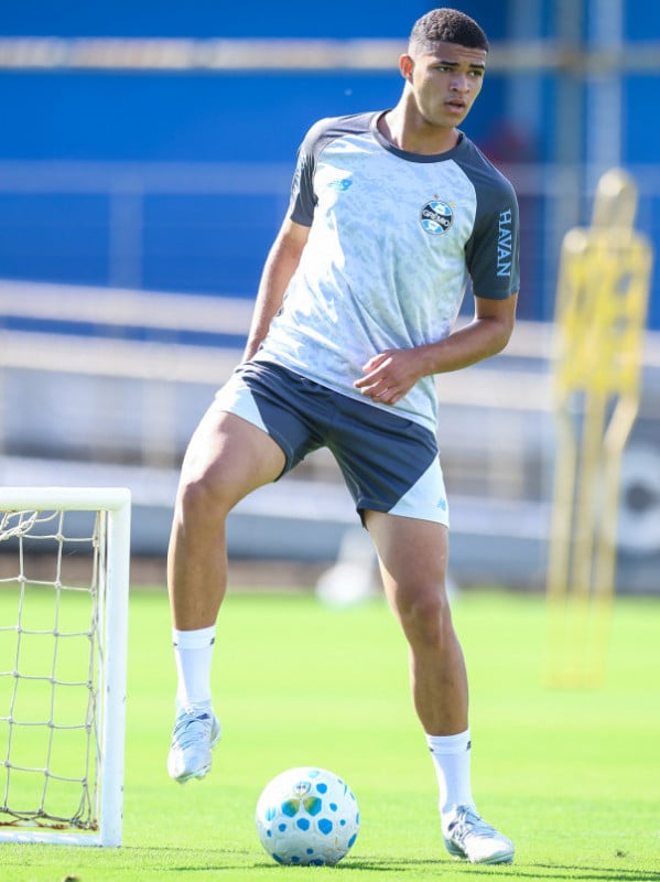 Grêmio x Flamengo: onde assistir, escalações, horário e arbitragem
