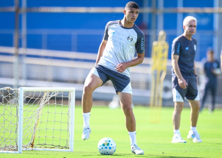 Luis Eduardo pode ser titular diante dos cariocas