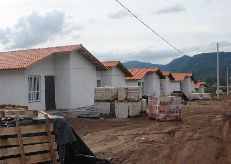 Somente na cidade, mais de 1,5 mil residências foram atingidas pelas três enchentes, duas em 2023 e a de maio de 2024