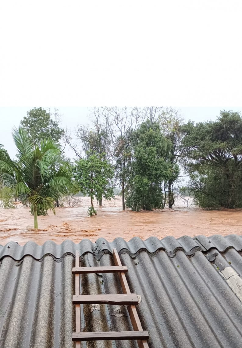 Abel Dulluis teve que se abrigar no telhado de casa para aguardar resgate em 2024 | Abel Dullius/DIVULGA&Ccedil;&Atilde;O/CIDADES