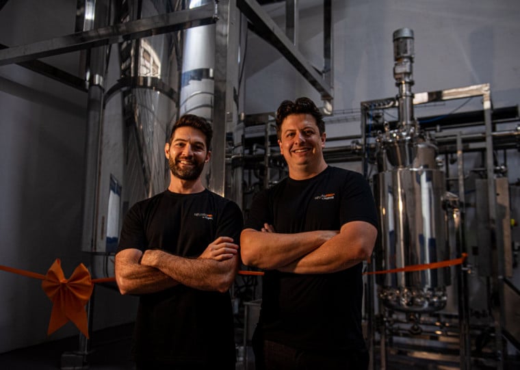  Paulo Ibri, CEO da Typcal, e Eduardo Sydney, líder de tecnologia da empresa