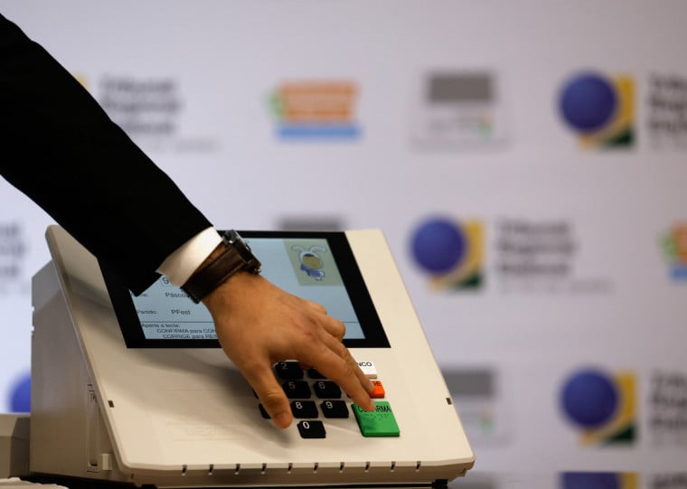 Gastos dos candidatos com marketing digital, combustíveis, materiais gráficos, locações e serviços devem ter contrato e nota fiscal vinculados ao CNPJ eleitoral