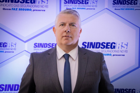 Atenção no Seguro, por Gerson Anzzulin: Os desafios do SindsegRS com 13 décadas de atividades