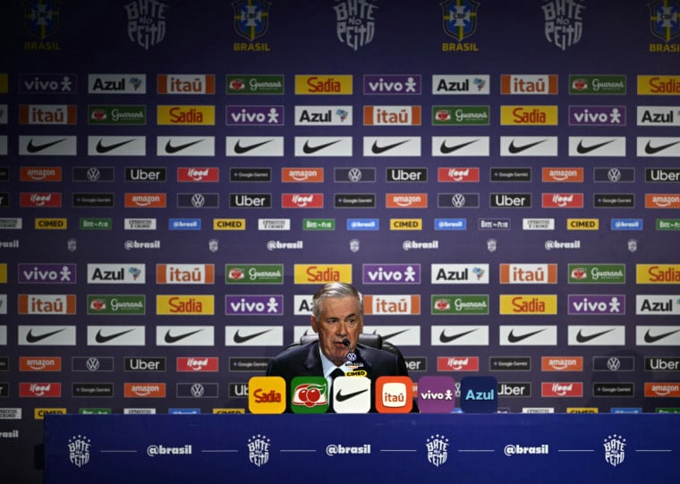 Técnico italiano aposta em escuta, respeito e gestão de egos para tirar o melhor de seus comandados
