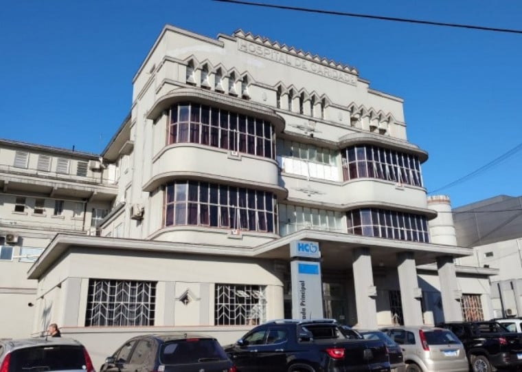 No cenário oficial, o coeficiente de incidência atual das síndromes respiratórias agudas graves é de 51,50 casos por 100 mil habitantes