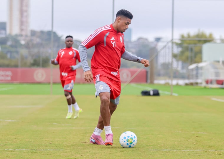 Victor Gabriel deve retornar ao lado de Mercado