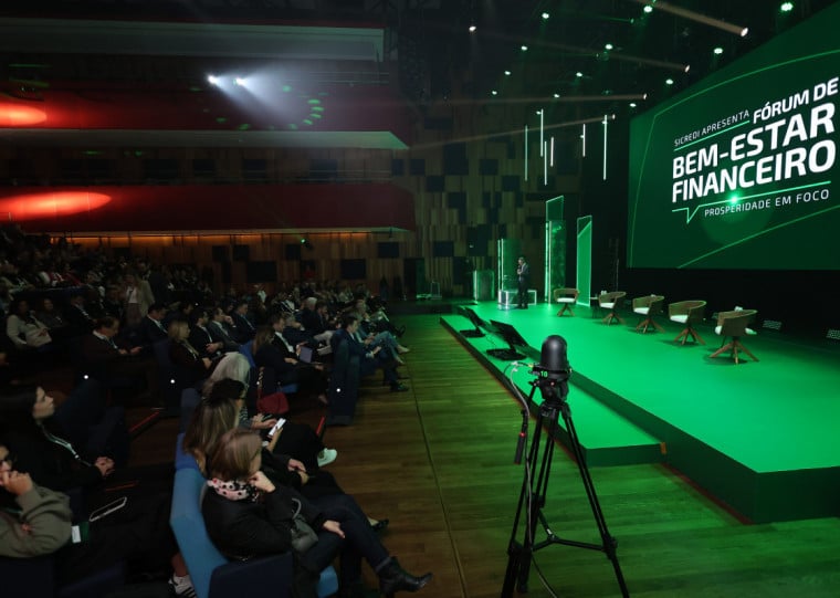 Fórum Bem-Estar Financeiro debate endividamento e educação financeira no Brasil

