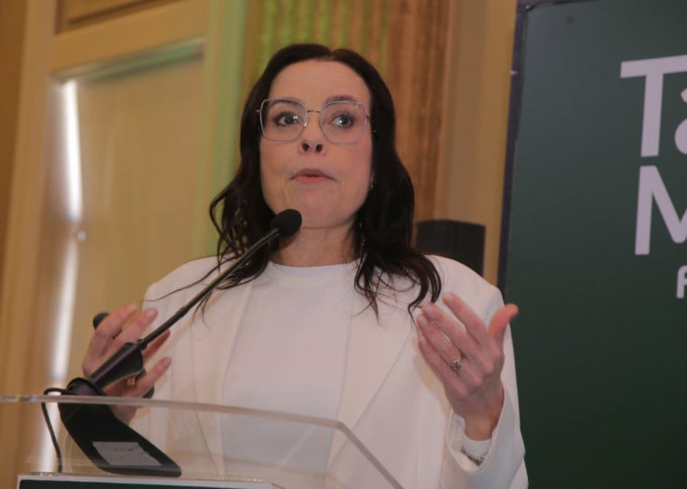 Pré-candidata do PDT ao governo gaúcho participou nesta quarta-feira (20) da reunião-almoço Tá Na Mesa, da Federasul