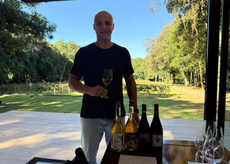 Gustavo  Pianegonda &eacute; empreendedor local e sommelier