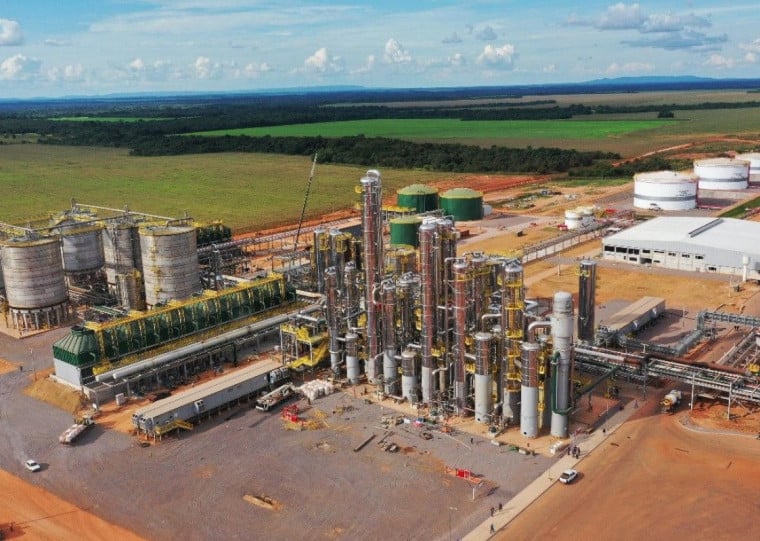 Usina em Mato Grosso tem capacidade para processar 2,8 mil toneladas diárias de milho