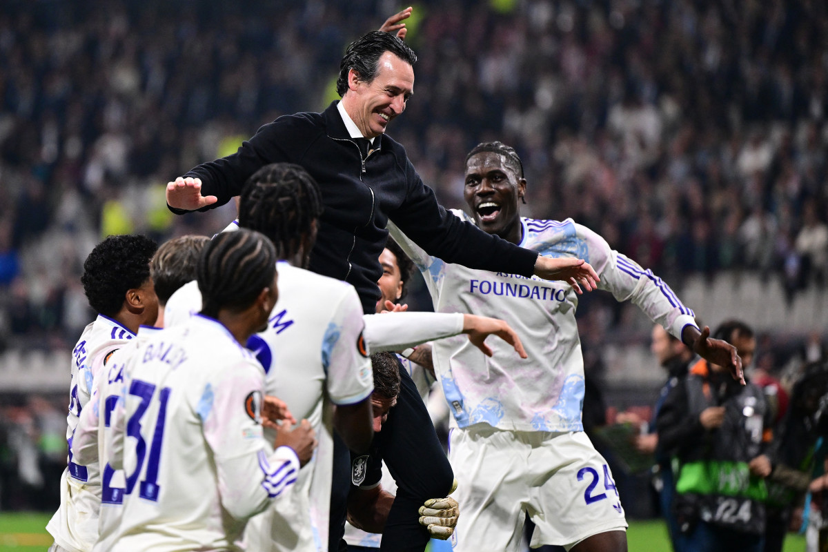 Aston Villa supera Freiburg, conquista a Europa League e desencanta no continente após 44 anos