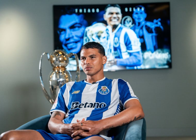 Thiago Silva deixa o Porto e está livre no mercado aos 41 anos